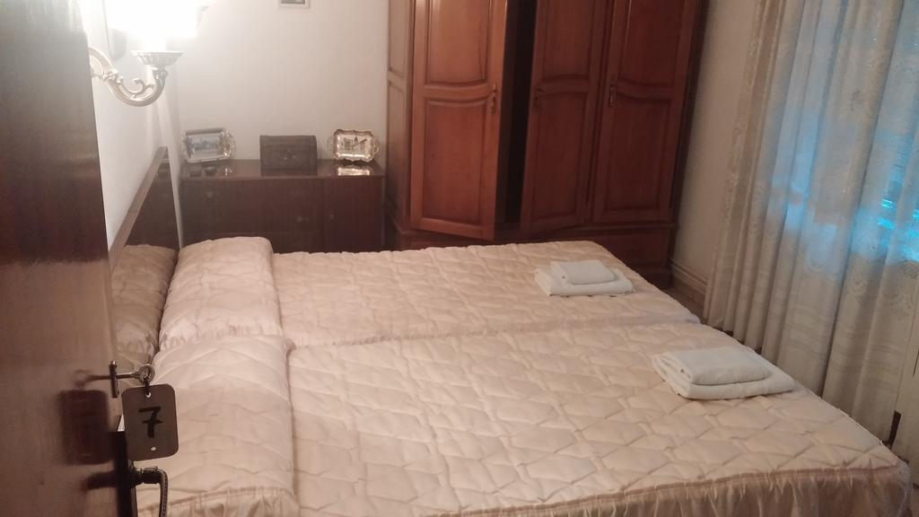 Casa Exposito Otel Puente Viesgo Dış mekan fotoğraf